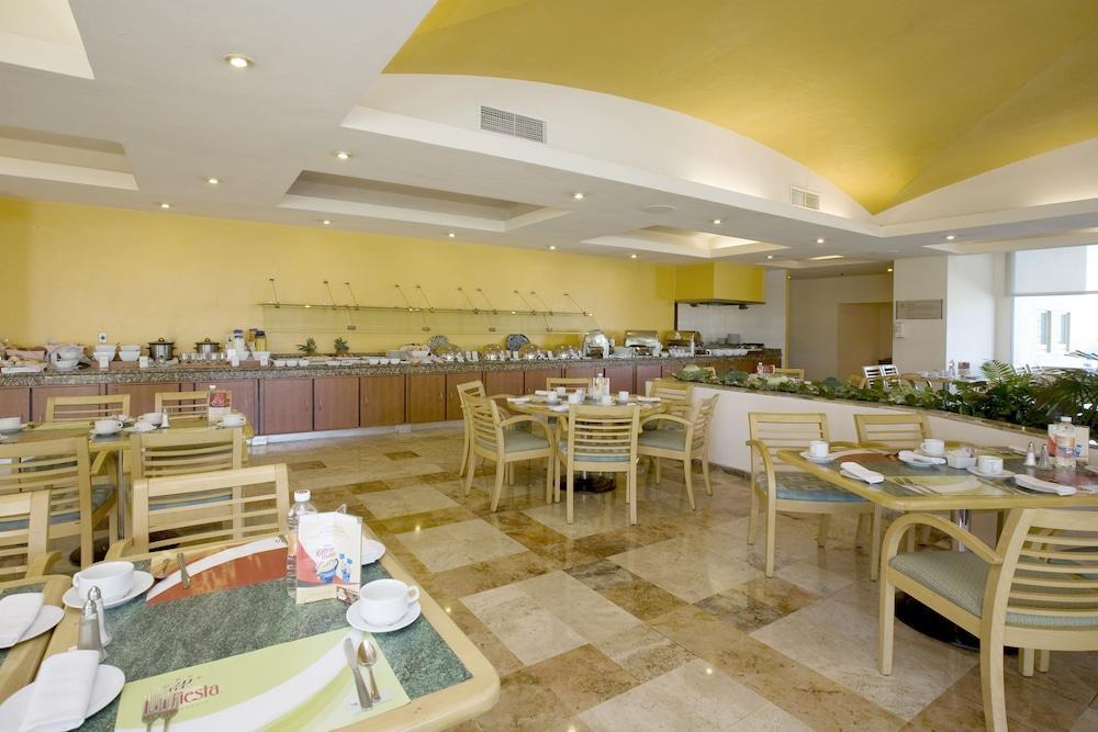 Fiesta Inn Express San Luis Potosi Oriente Eksteriør billede