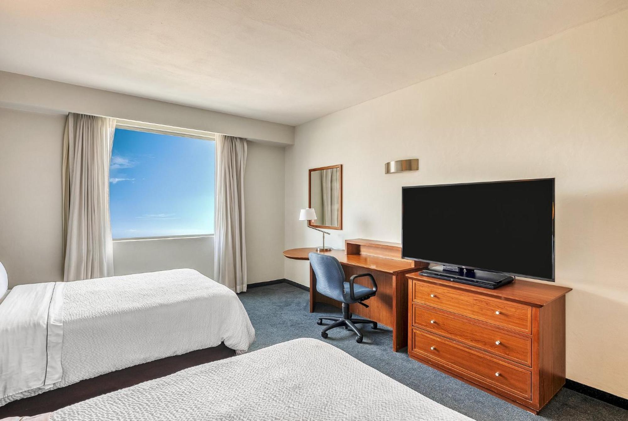 Fiesta Inn Express San Luis Potosi Oriente Eksteriør billede