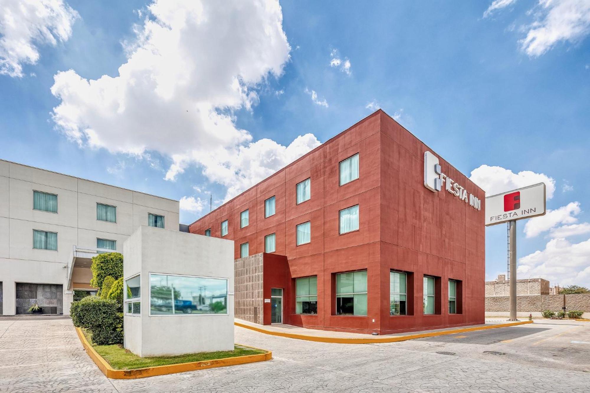 Fiesta Inn Express San Luis Potosi Oriente Eksteriør billede