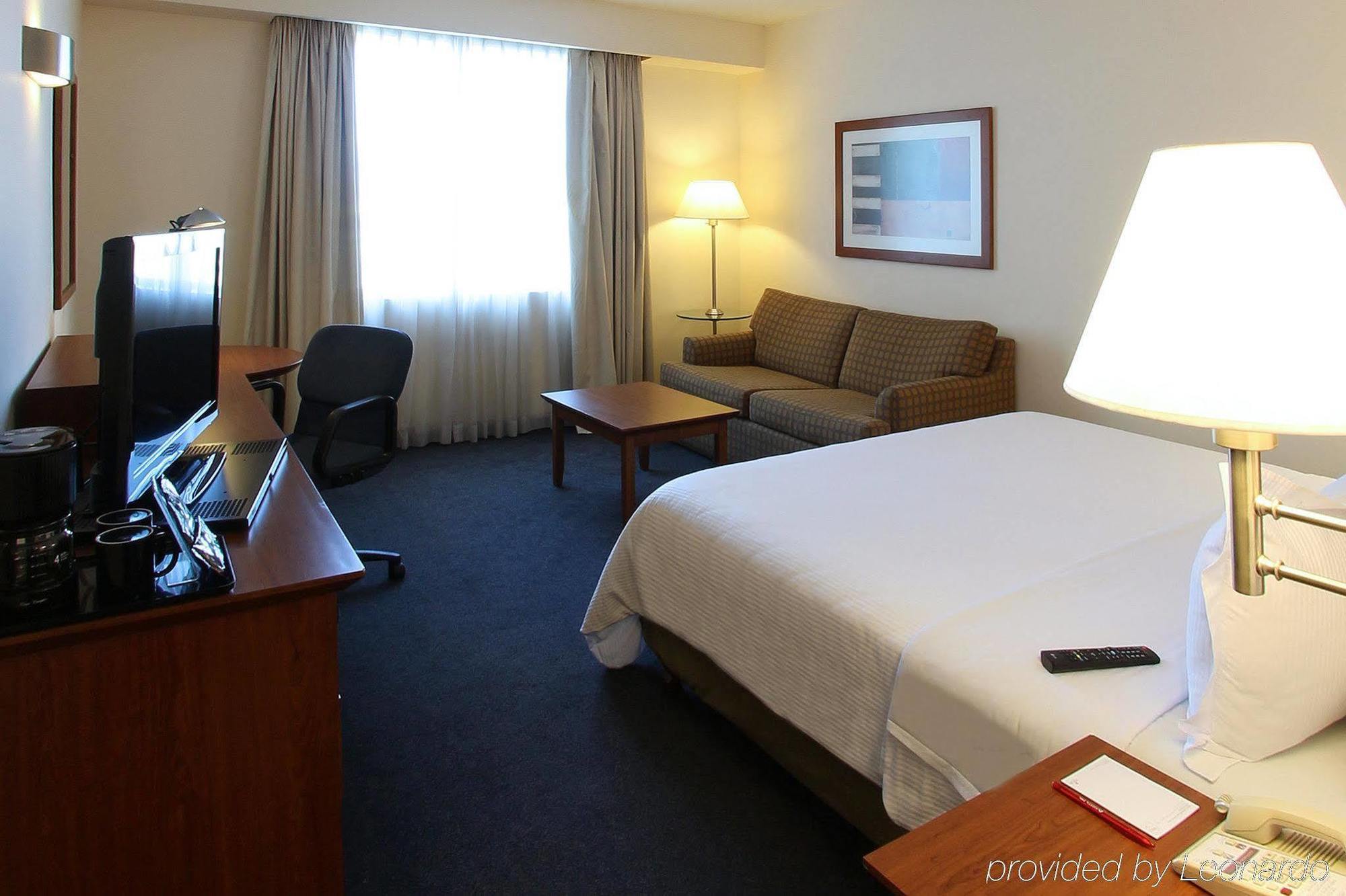 Fiesta Inn Express San Luis Potosi Oriente Eksteriør billede