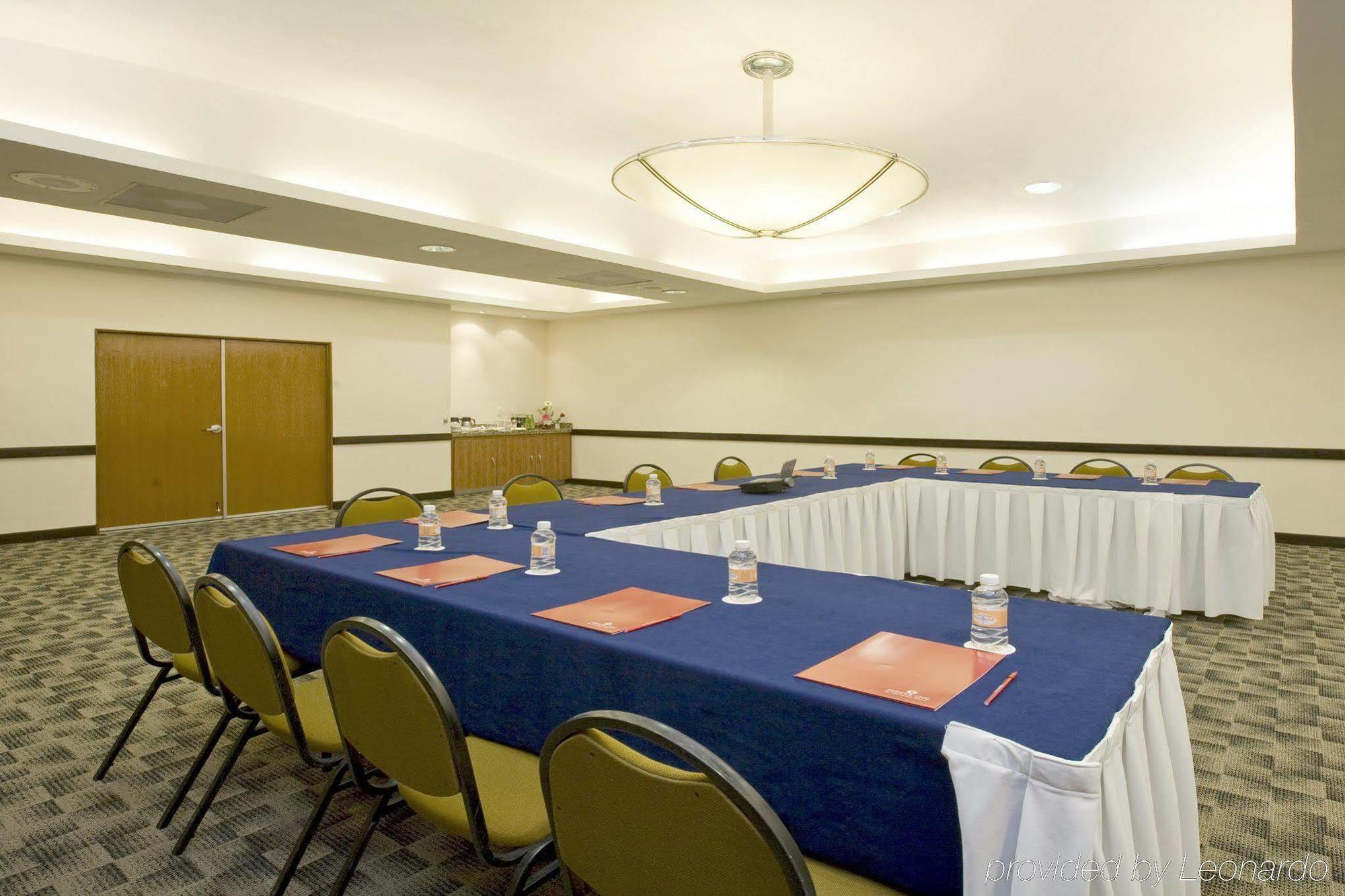 Fiesta Inn Express San Luis Potosi Oriente Eksteriør billede