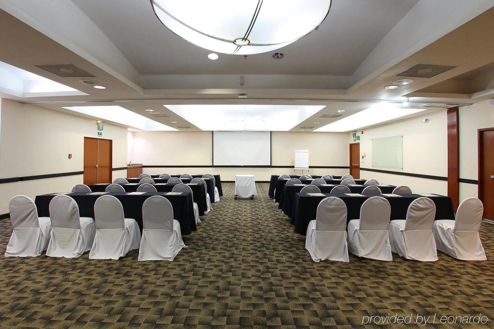 Fiesta Inn Express San Luis Potosi Oriente Eksteriør billede
